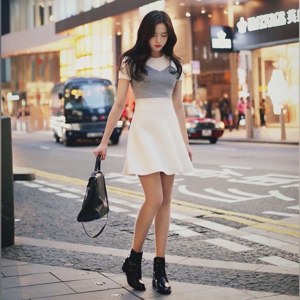 AURA Korean Shortsleeve Navy and Grey Sweater Dress - Fits size XS